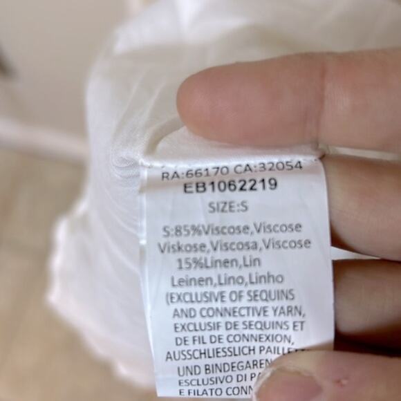 Elliatt White Midi Dress - Picture 12 of 15